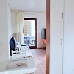 Obj 47 Ferienbungalow Fuer 2 Personen Wlan Terrasse Ca 300 M Zum *