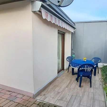 Obj 47 Ferienbungalow Fuer 2 Personen Wlan Terrasse Ca 300 M Zum Niendorf (Timmendorfer Strand)