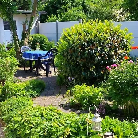 Obj 47 Ferienbungalow Fuer 2 Personen Wlan Terrasse Ca 300 M Zum * Niendorf (Timmendorfer Strand)