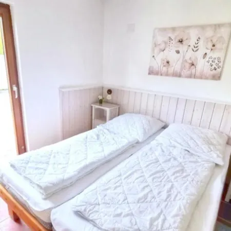 Dom wakacyjny Obj 47 Ferienbungalow Fuer 2 Personen Wlan Terrasse Ca 300 M Zum *